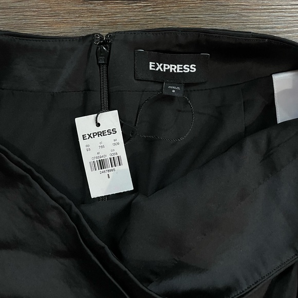 NWT Express Satin Drape Front Wrap Mini Skirt Size 8 - Picture 3 of 7